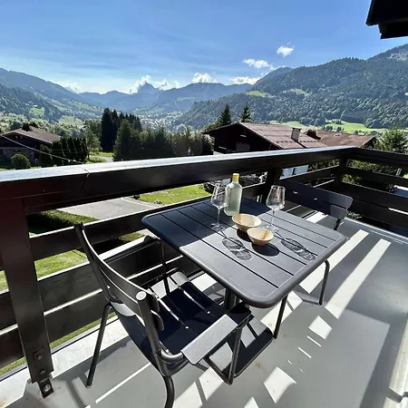 Apartment Megeve: 3 Pieces, 6 Couchages, Parking Inclus, Proche Pistes Et Village - Fr-1-597-181 Megeve