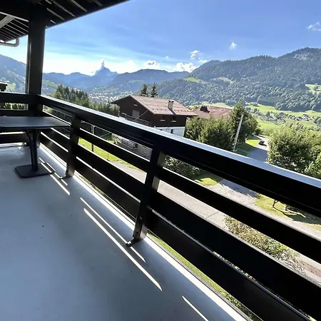 Apartment Megeve: 3 Pieces, 6 Couchages, Parking Inclus, Proche Pistes Et Village - Fr-1-597-181